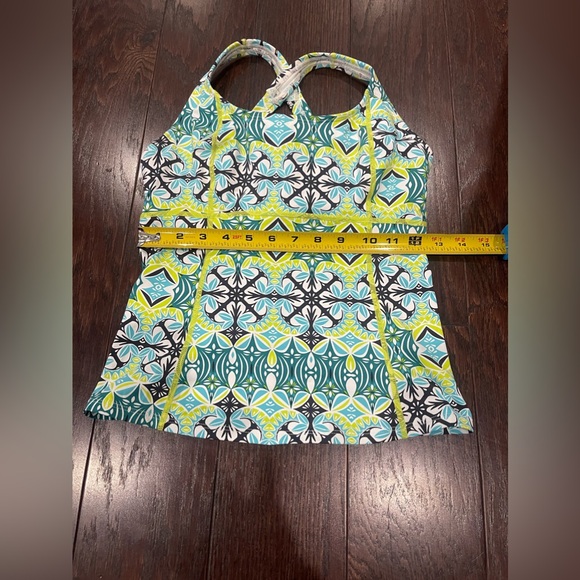 Athleta Tankini Swim Top Size XS Built In Underwire Bra Geometric Print - Picture 3 of 6